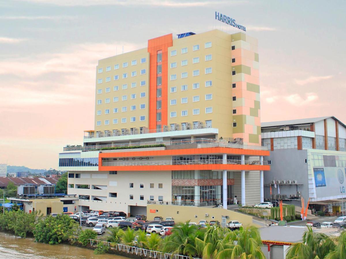 HARRIS Hotel Samarinda Buitenkant foto