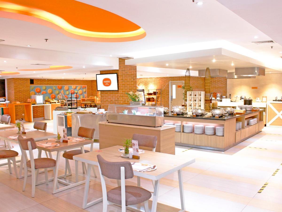 HARRIS Hotel Samarinda Buitenkant foto
